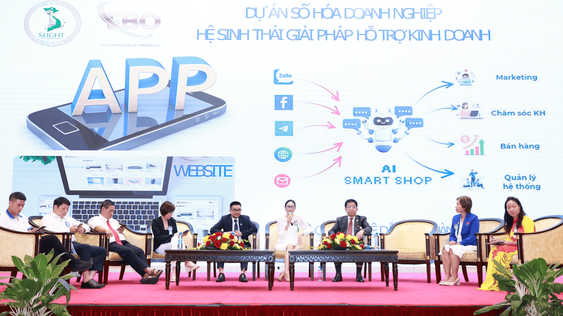 Chia sẻ các giải pháp công nghệ bán hàng online có hỗ trợ AI tại sự kiện